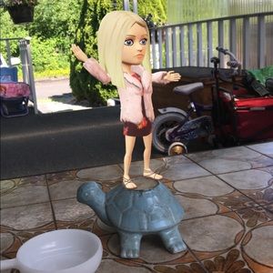 Meet your Posher, Marion